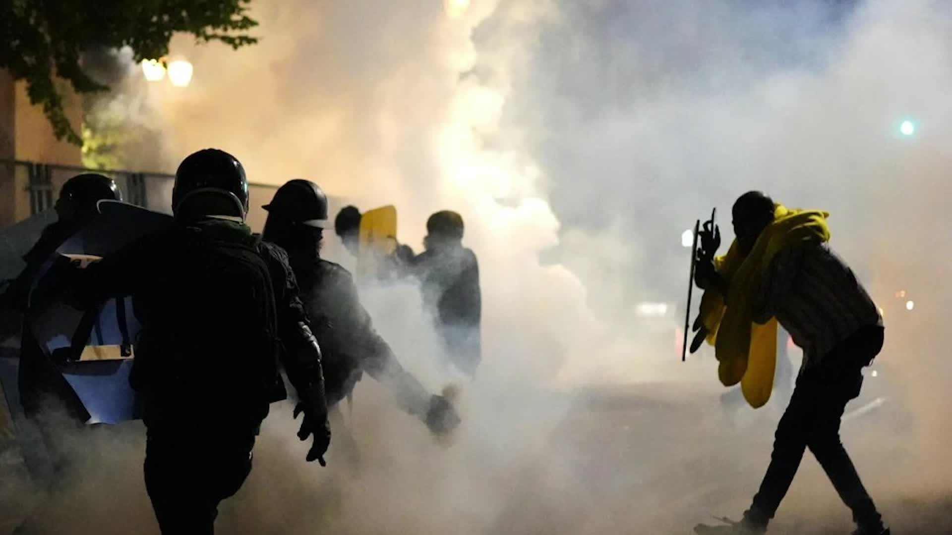 Ukrainan military positions and civilian areas have both been targeted in Russian gas attacks